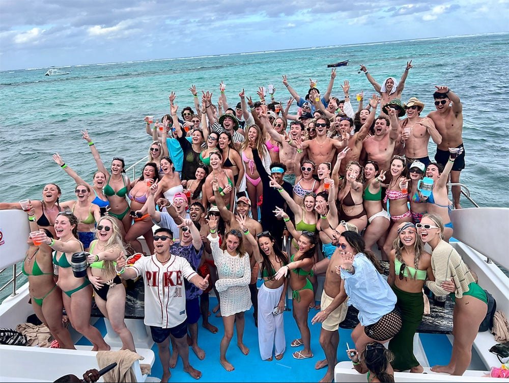 PARTY BOAT Catamaran Tours in Bavaro, Punta Cana.